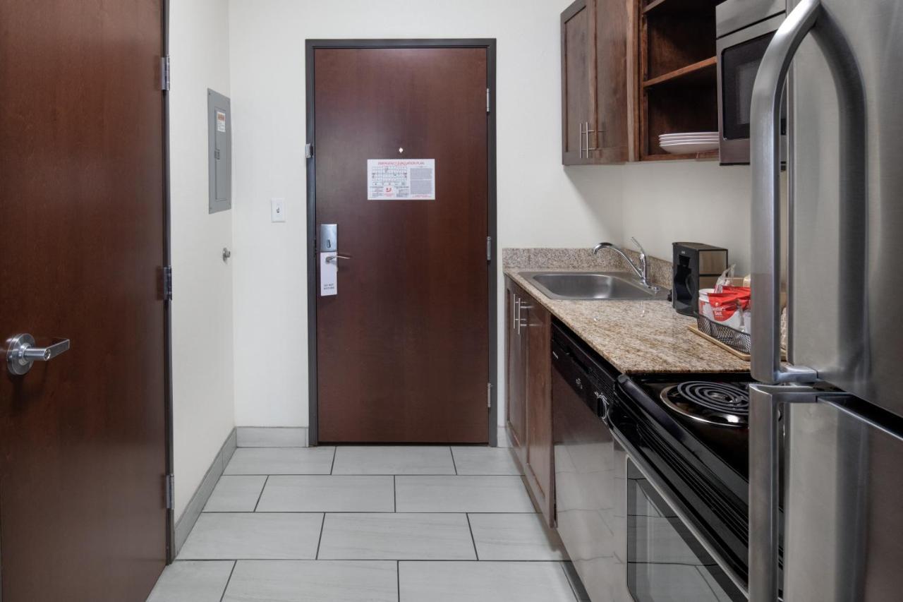 Home Away Kitchen Suites Enid エクステリア 写真