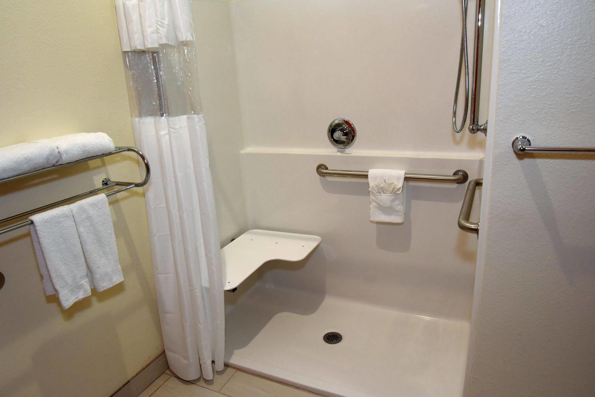 Home Away Kitchen Suites Enid エクステリア 写真